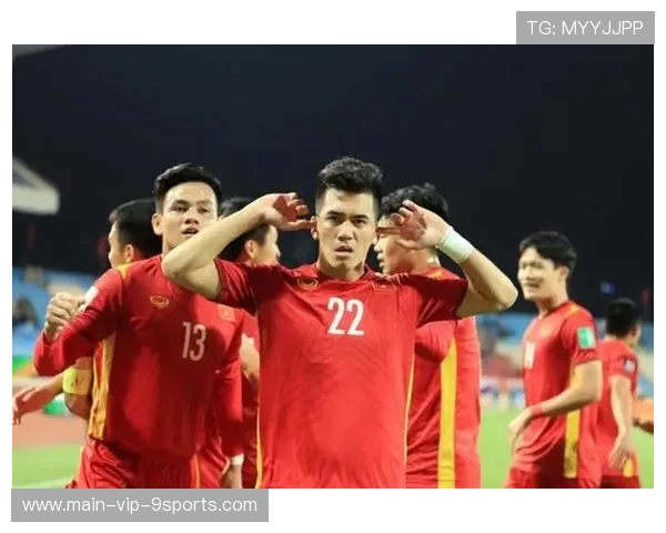 中国足球联赛与国际足坛交流对标提升路径，中国国家足球对比